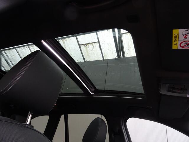 BMW X1 sDrive20i Orange Edition III * PANORAMADAK * HEAD-UP * DEALER ONDERH. !!