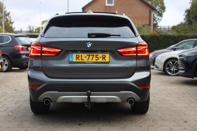 BMW X1 XDRIVE 20i HIGH EXEC | AUT | PANO | LEDER | CAMERA