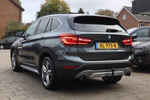 BMW X1 XDRIVE 20i HIGH EXEC | AUT | PANO | LEDER | CAMERA