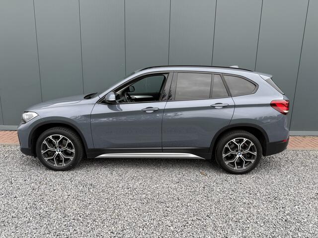 BMW X1 S-Drive20i 192pk Automaat High Executive Panoramadak