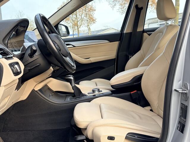 BMW X1 sDrive20i - automaat - leder - trekhaak - airco - navi - cruise