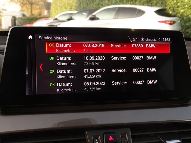 BMW X1 xDrive20i High Exe. X-line LCI | GrootNav | HUD | 4WD | Trekhaak | Leer | Stoelverw | Keyless