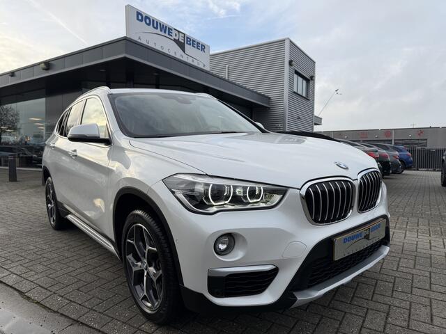 BMW X1 sDrive20i xLine Trekhaak | HUD | Stoelverw. | Leer