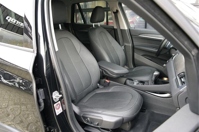 BMW X1 xDrive20d High Executive | Head-Up | Leder | Memory | Trekhaak