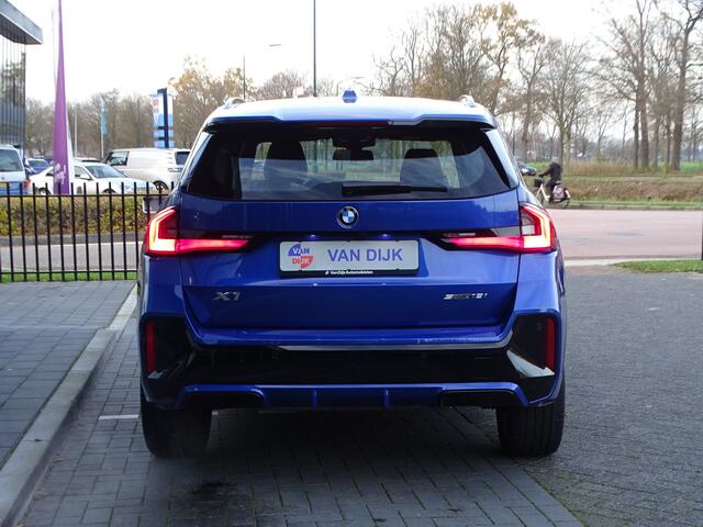 BMW X1 sDrive18i M Sportpakket Premium-Pack Ada.Led Navigatie Camera Keyless-entry 18"LM Velgen