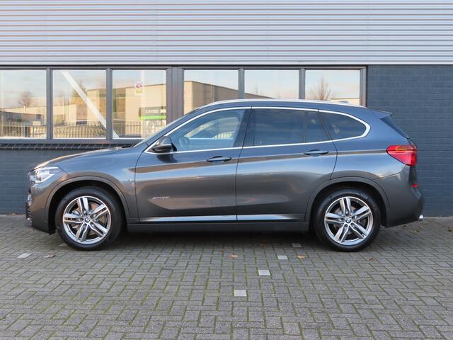 BMW X1 xDrive25i Centennial High Executive | navi prof | lederen bekleding | elektrisch verstelbare voorstoelen | trekhaak