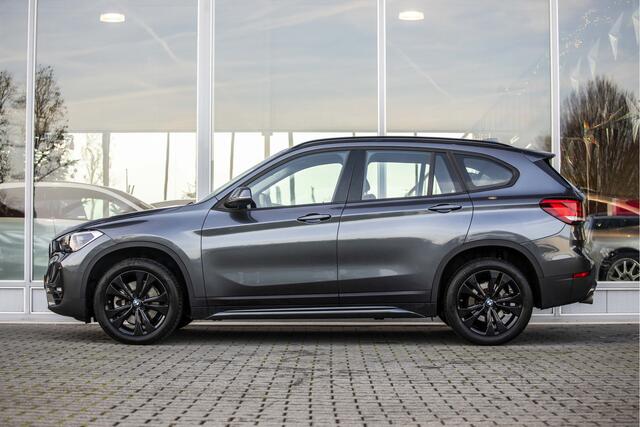 BMW X1 sDrive20i Business Edition | Head-up | Leder
