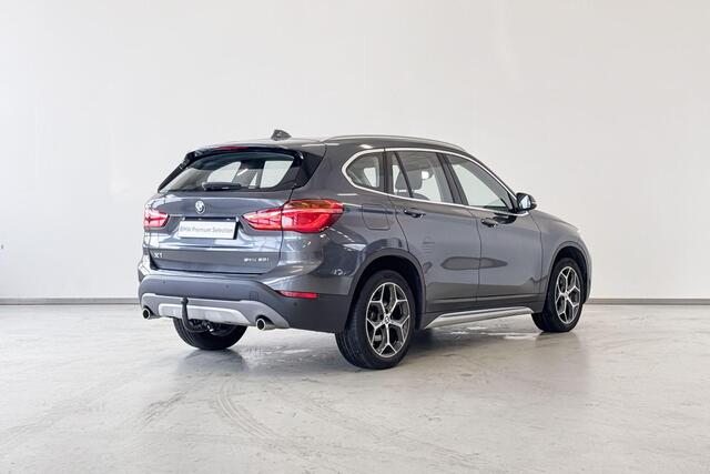 BMW X1 sDrive20i Orange Edition High Executive Aut. | Selections
