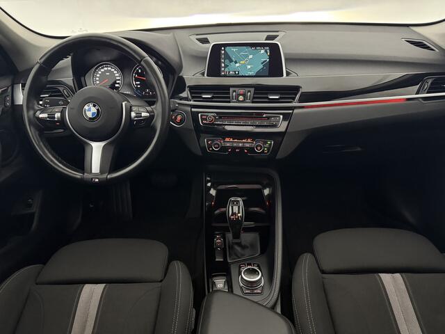 BMW X1 sDrive20i M-Sport | Pano | Camera | Sfeer | Trekh. | Stoelverw. | Keyless | Cruise