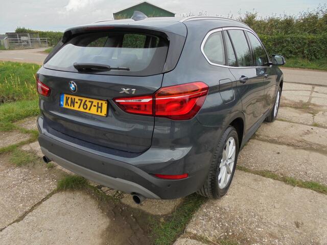 BMW X1 sDrive20i Centennial High Executive **1e EIGENAAR**112.000 org.km. NAP**DEALER ONDERHOUDEN**