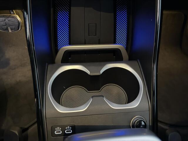 BMW X1 xDrive30e 20 inc l Pano l Zeer luxe l Hybrid