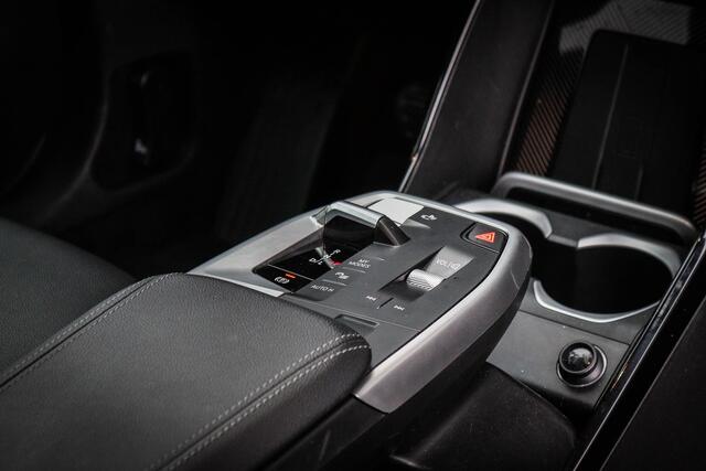 BMW X1 sDrive18i Nieuw model! Trekhaak/Navi/Carplay