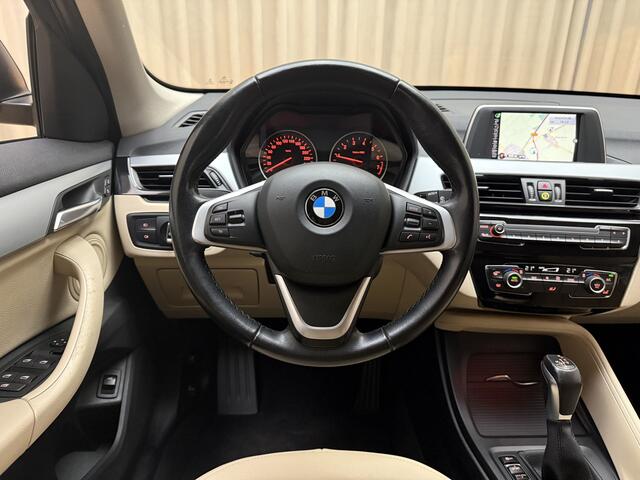 BMW X1 sDrive20i Leder / Navigatie / Cruise / Afn. Trekhaak / PDC / 17'' LMV