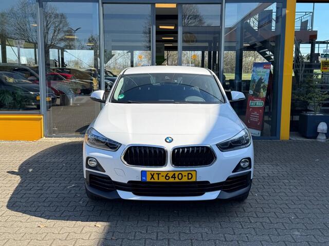 BMW X2 1.8I sDrive Lefhebber Edition - navi - camera - stoelverwarming