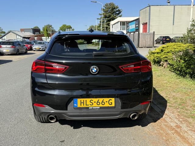 BMW X2 M35i High Executive 306PK PanooHarmanKardonoSchaalstoelen