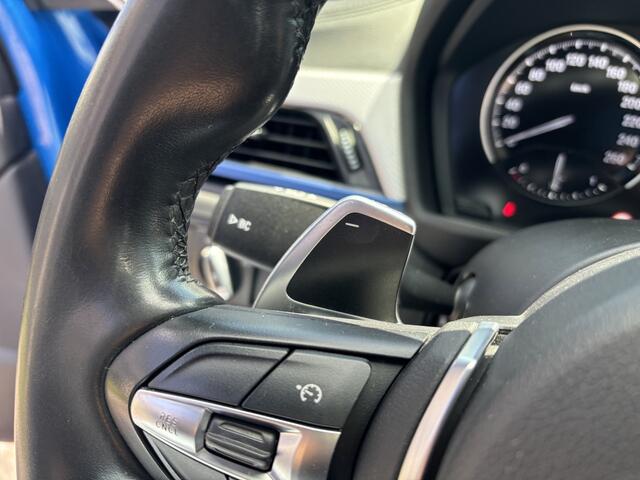 BMW X2 sDrive20i Exec. Edition M-Pakket Automaat Panoramadak / Sport-int. / Camera