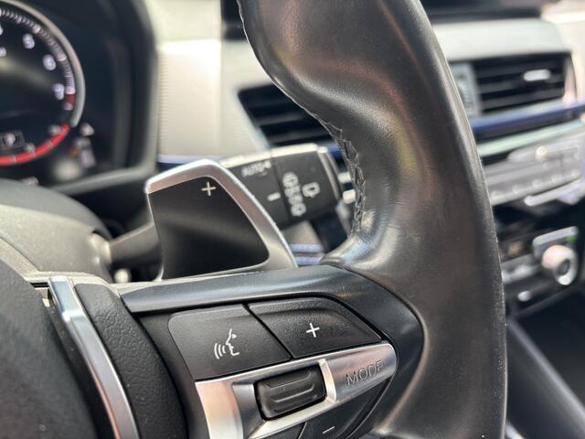 BMW X2 sDrive20i Exec. Edition M-Pakket Automaat Panoramadak / Sport-int. / Camera