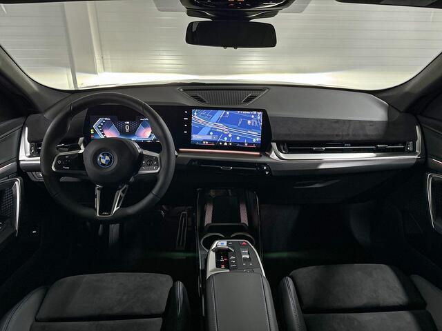 BMW X2 iX2 eDrive20 | M-Sport | Premium Pack | Comfort Access