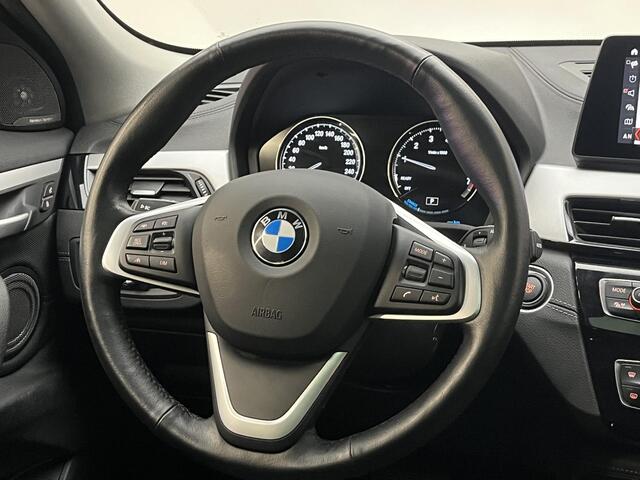 BMW X2 xDrive25e Executive | Panoramadak |