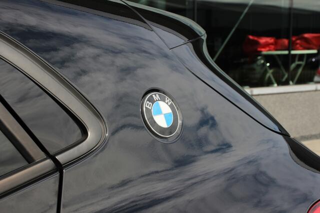 BMW X2 sDrive18i Executive | Leder | Achteruitrijcamera | Navi |