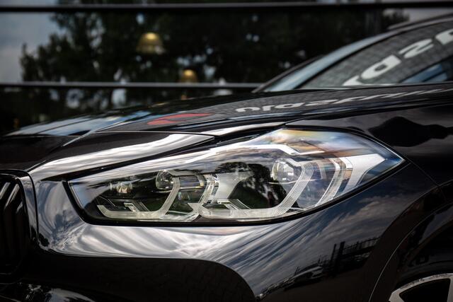 BMW X2 sDrive20i Business Edition M-pakket, Elektrisch glazen panoramadak, HUD, BMW-Led