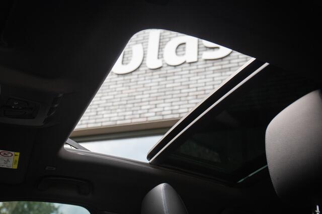 BMW X2 sDrive20i Business Edition M-pakket, Elektrisch glazen panoramadak, HUD, BMW-Led