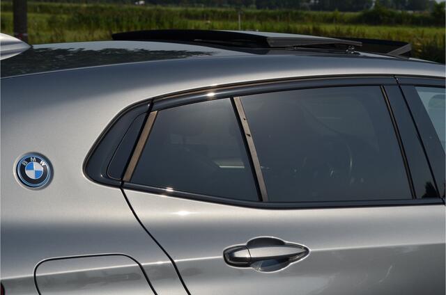 BMW X2 xDrive25e M-Sport Pano | a.Camera | Carplay | 19'' LMV | Leer | Stoelverwarming | Getint glas