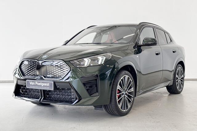 BMW X2 iX2 xDrive30 | M Sport Pro | Innovation Pack | Glazen Panoramadak | Elektrisch verstelbare stoelen | Harman-Kardon sound system