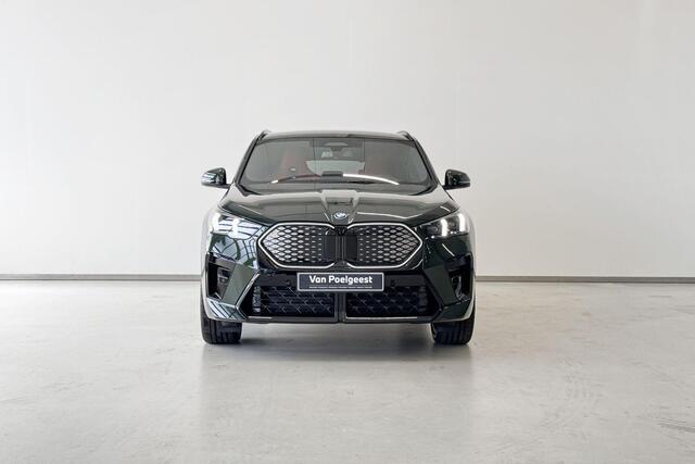 BMW X2 iX2 xDrive30 | M Sport Pro | Innovation Pack | Glazen Panoramadak | Elektrisch verstelbare stoelen | Harman-Kardon sound system