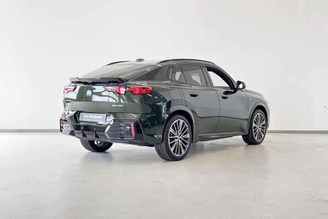 BMW X2 iX2 xDrive30 | M Sport Pro | Innovation Pack | Glazen Panoramadak | Elektrisch verstelbare stoelen | Harman-Kardon sound system