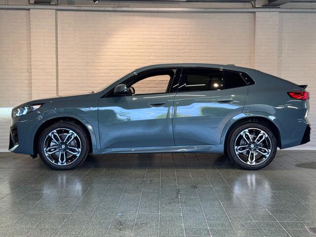 BMW X2 sDrive20i M-Sport Pro Pano Alcantara Camera Keyless 19''