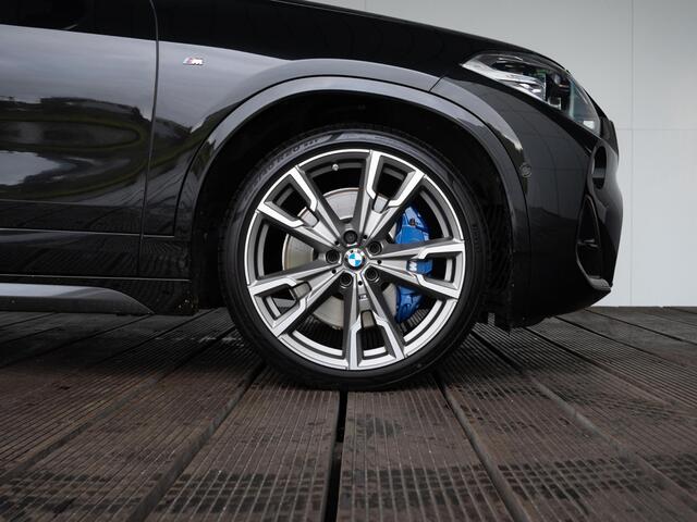 BMW X2 M35i M-Sportpakket | Glazen panoramadak | 20 inch | Stoelverwarming | Head-Up Display | Harman Kardon | M sportstoelen