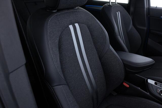 BMW X2 xDrive25e High Executive M-Sport | PANORAMADAK | Half LEDER | Full LED