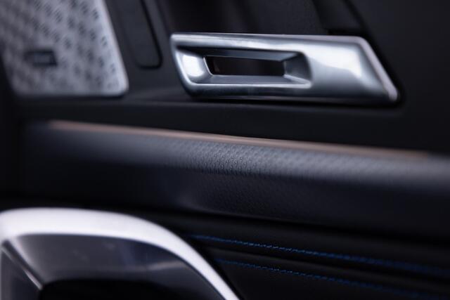 BMW X2 iX2 eDrive20 67 kWh M-Sport | Head-Up | harman/kardon **Dinsdag 30 SEPT. GESLOTEN IVM TEAMBUILDING-DAG**