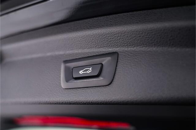 BMW X2 xDrive25e 225pk M Sport|Pano dak|Camera|Led|19inch