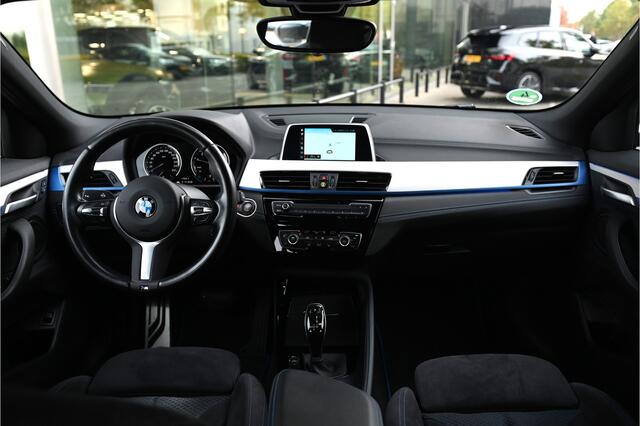 BMW X2 sDrive18i High Executive M Sport Automaat / Sportstoelen / Stoelverwarming / LED / Cruise Control / 19" LMV
