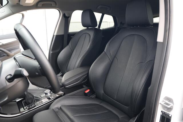 BMW X2 xDrive25e 220pk Executive Sport NAP|Leder|HUD|Cam|Stoelvw