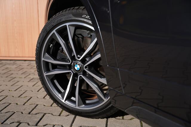 BMW X2 sDrive 20i | M-Sport | Trekhaak | Head-Up