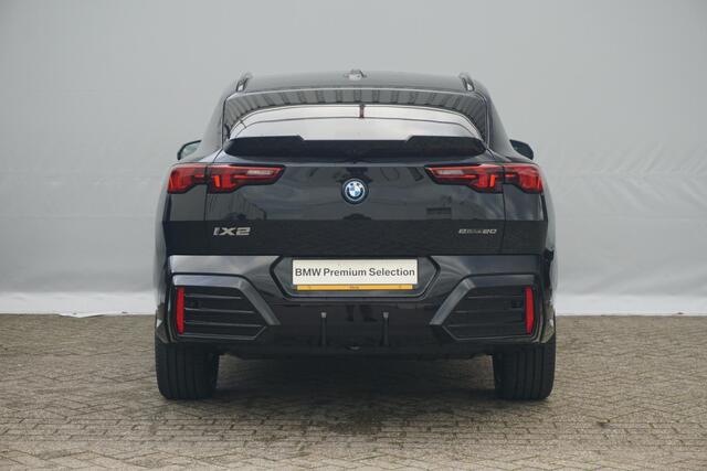 BMW X2 iX2 eDrive20 M Sport Edition 20'' / Harman Kardon / Head-Up Display / Elektrisch Verstelbare Stoelen