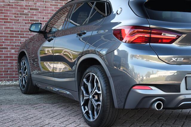 BMW X2 xDrive25e 220pk M-Sport X Pano ACC 19inch HiFi Adp-LED