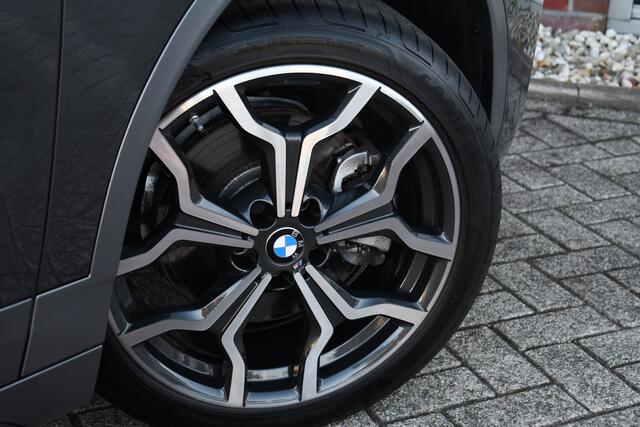 BMW X2 xDrive25e 220pk M-Sport X Pano ACC 19inch HiFi Adp-LED