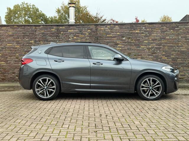 BMW X2 SDRIVE18I M-Sport Schaalstoelen Trekhaak Head Up