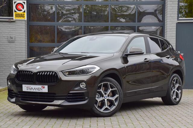 BMW X2 sDrive20i High Executive | Panoramadak