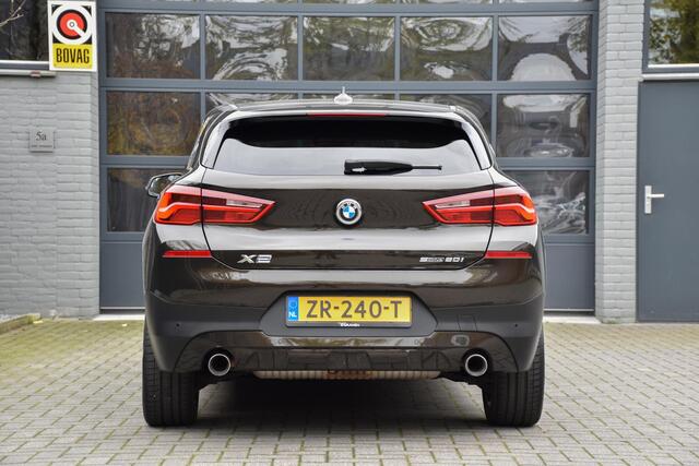 BMW X2 sDrive20i High Executive | Panoramadak