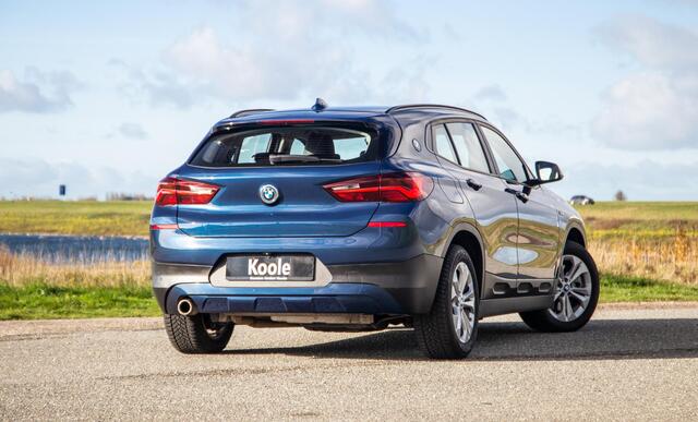 BMW X2 xDrive25e Executive CAMERA / LEDER / PLUG IN HYBRID / STOELVERWARMING