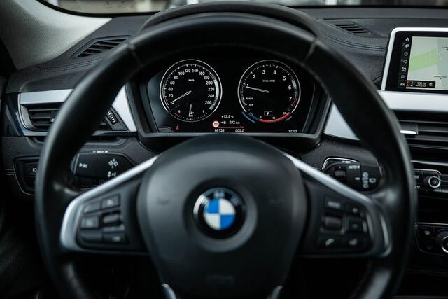 BMW X2 sDrive18i High Executive | Camera | Cruise | Stoelverwarming | 19 Inch |