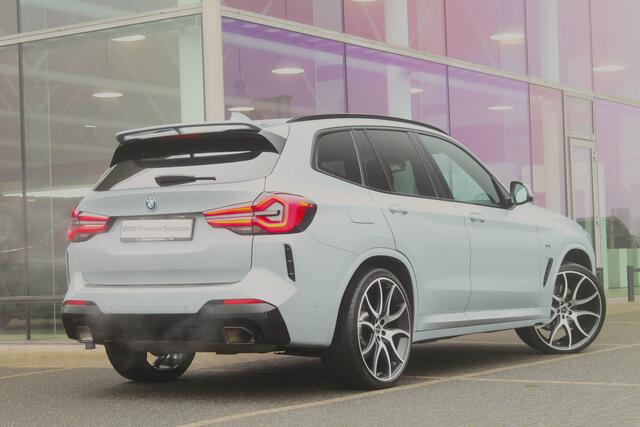 BMW X3 xDrive30e High Executive M Sport Automaat / Laserlight / Sportstoelen / Parking Assistant / Live Cockpit Professional / Stoelverwarming