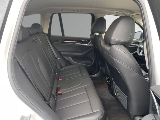 BMW X3 xDrive20d 190 PK Live Cockpit Sportstoelen Leder Stoelverwarming 18 Inch