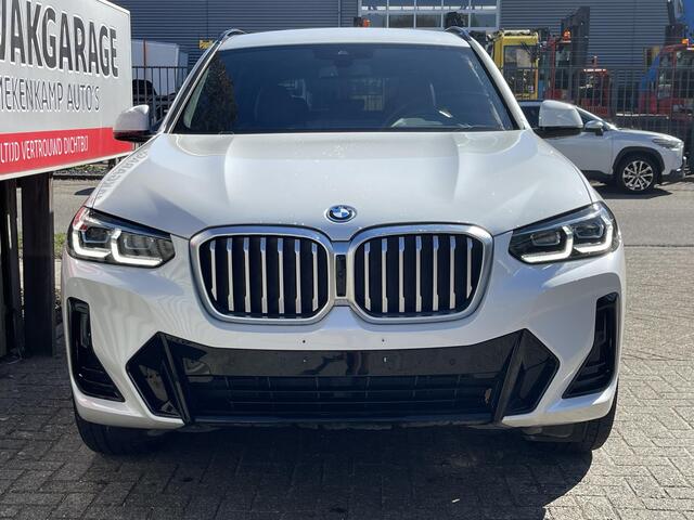 BMW X3 xDrive30e High Executive M Sport 19"/Leder/Stoelverwarming v+a/360 camera/Dodehoek/Head-up/Adaptief LED/Apple Carplay & Android Auto
