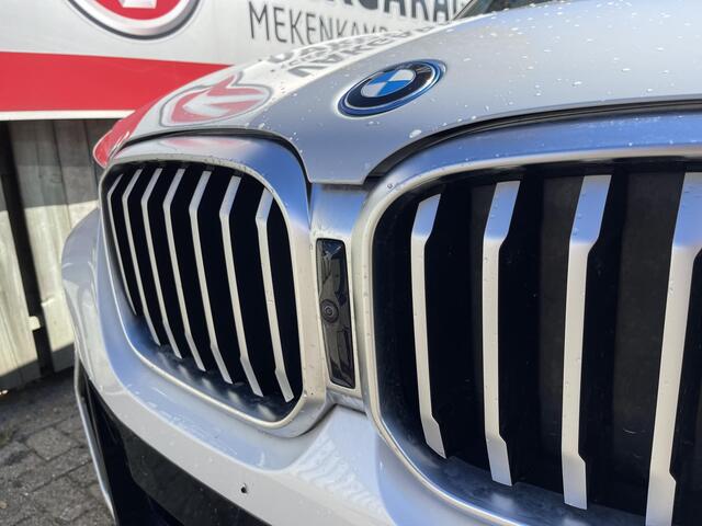 BMW X3 xDrive30e High Executive M Sport 19"/Leder/Stoelverwarming v+a/360 camera/Dodehoek/Head-up/Adaptief LED/Apple Carplay & Android Auto